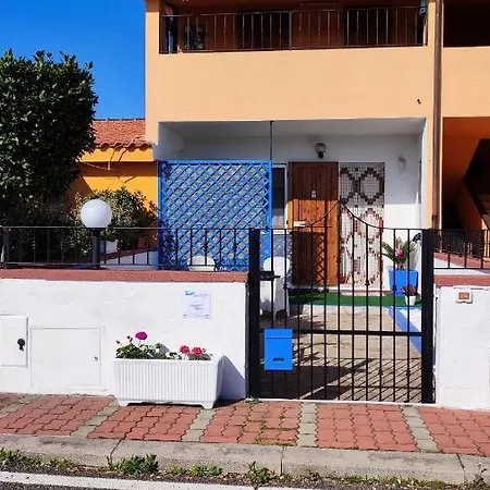 Casa Flamingo House